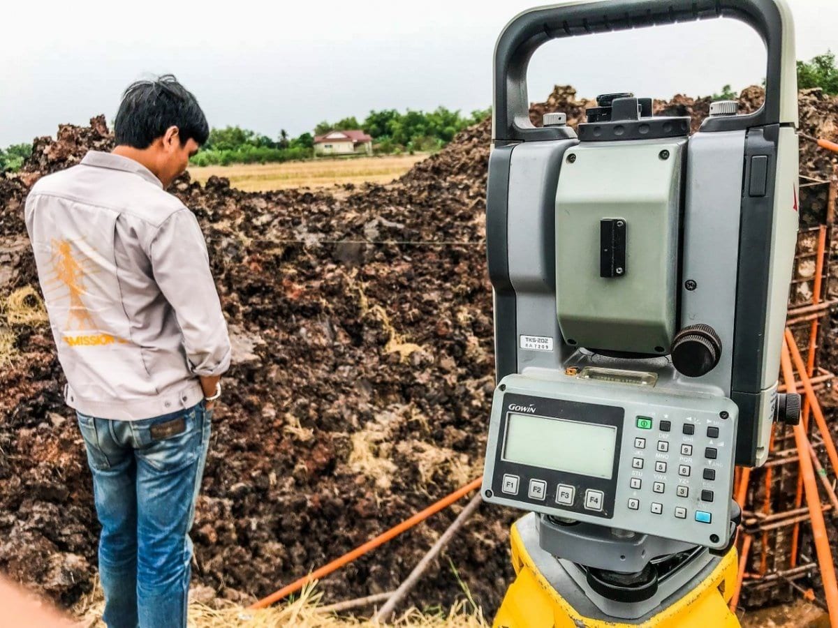 เทคนิคการใช้งานกล้องประมวลผลรวม (Total station)