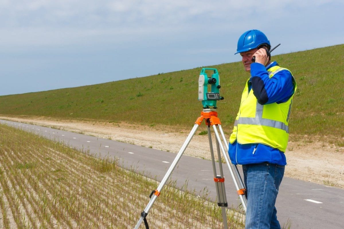 ประโยชน์ที่ได้จากการใช้ กล้อง Total station หาค่าพิกัดตำแหน่งของวัตถุ